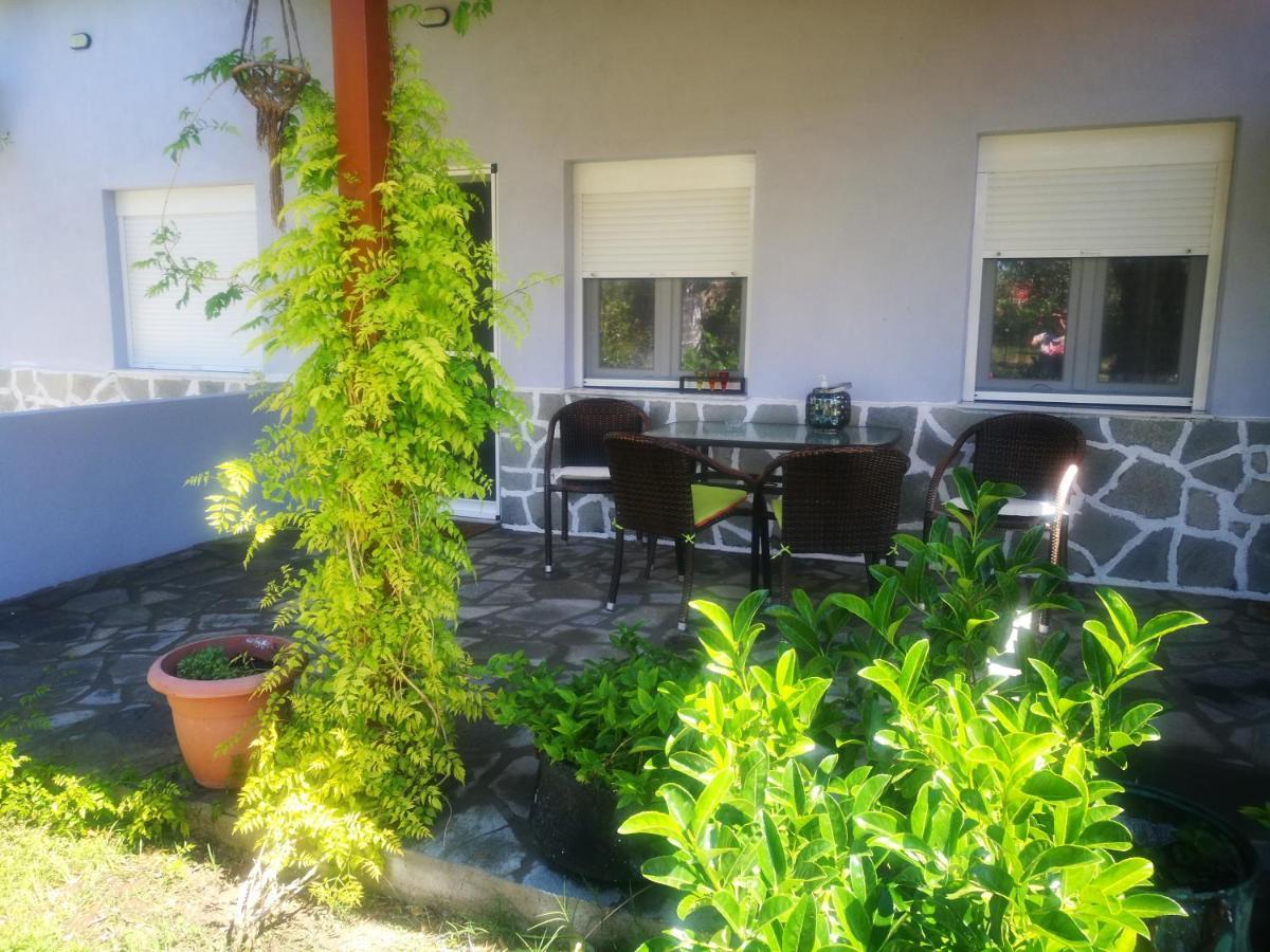 Cristi Apartments Szkála Rahoníu Kültér fotó