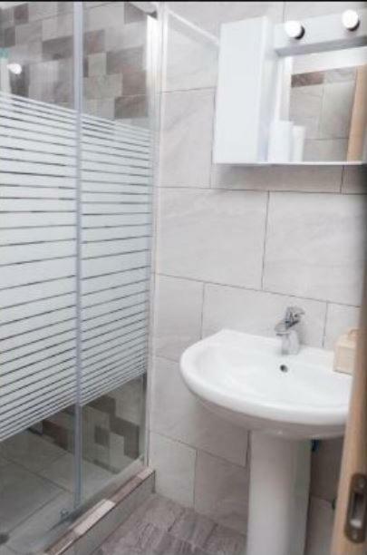 Cristi Apartments Szkála Rahoníu Kültér fotó